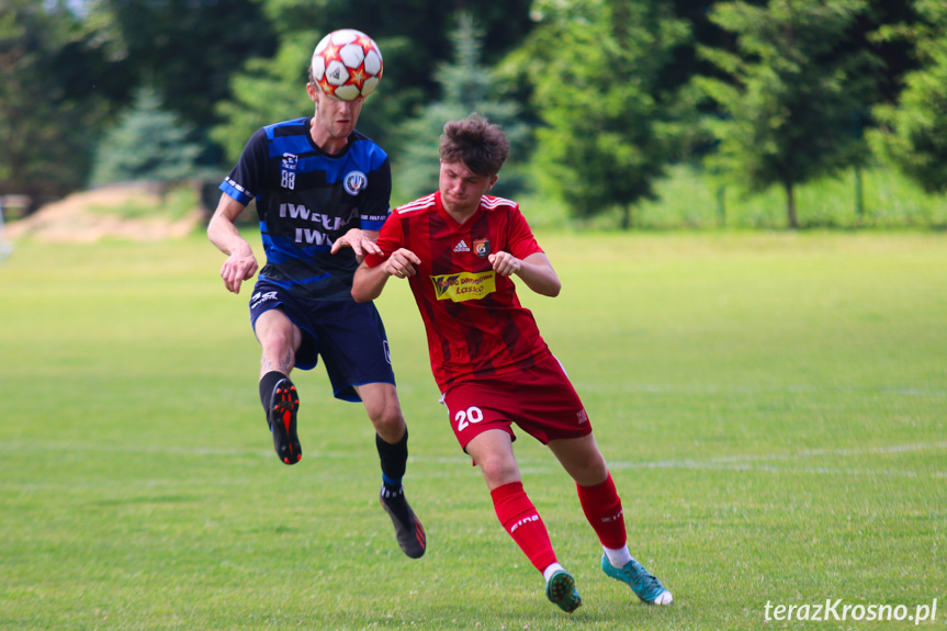 Guzikówka Krosno - Iwełka Iwla 1-0