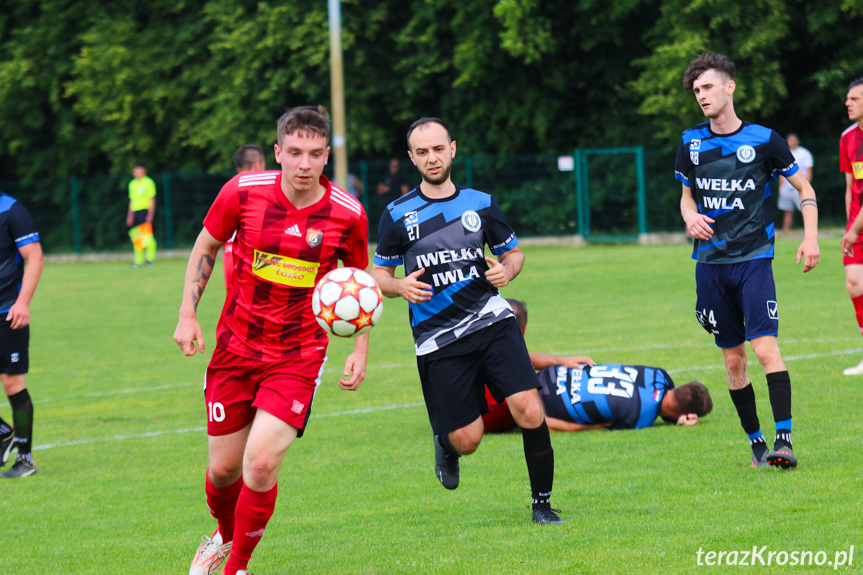 Guzikówka Krosno - Iwełka Iwla 1-0