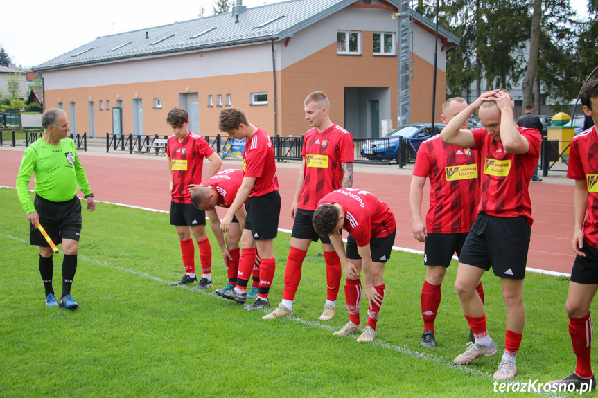 Guzikówka Krosno - Iwełka Iwla 2:0