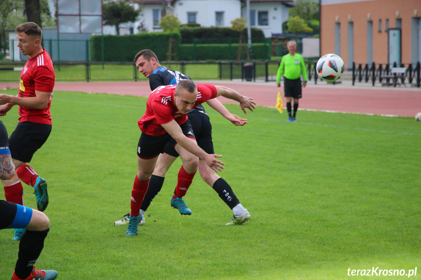 Guzikówka Krosno - Iwełka Iwla 2:0