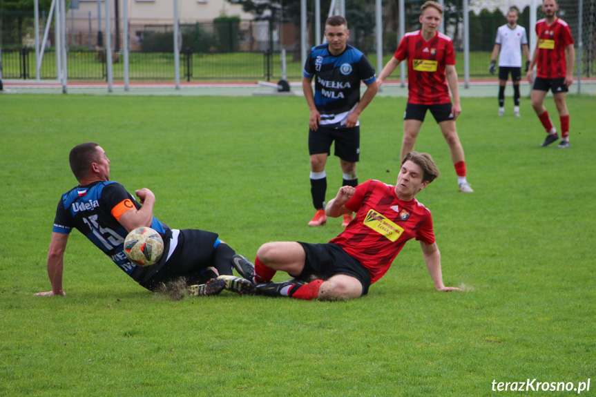 Guzikówka Krosno - Iwełka Iwla 2:0