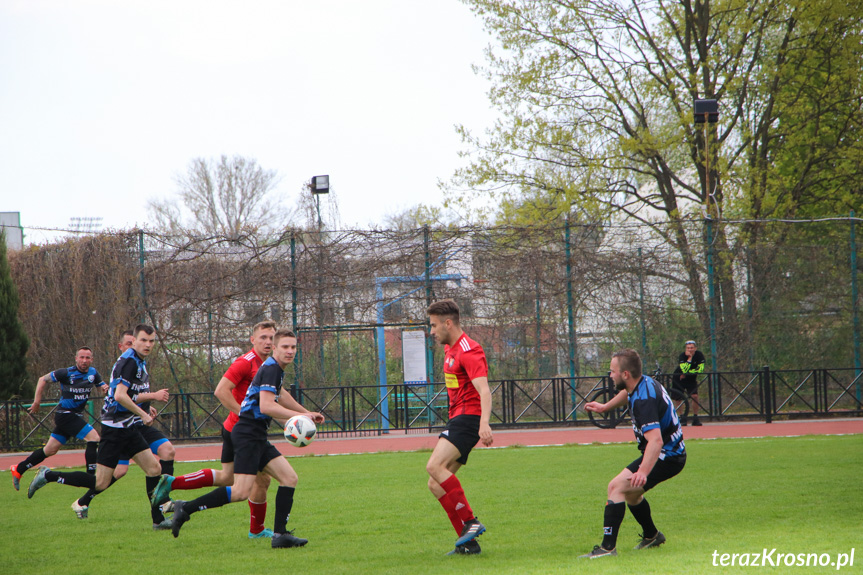 Guzikówka Krosno - Iwełka Iwla 2:0