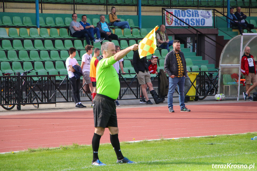 Guzikówka Krosno - Iwełka Iwla 2:0