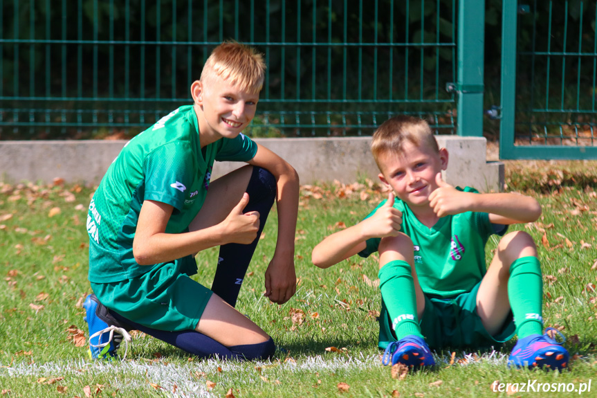 Guzikówka Krosno - Karpaty Krosno 0:9