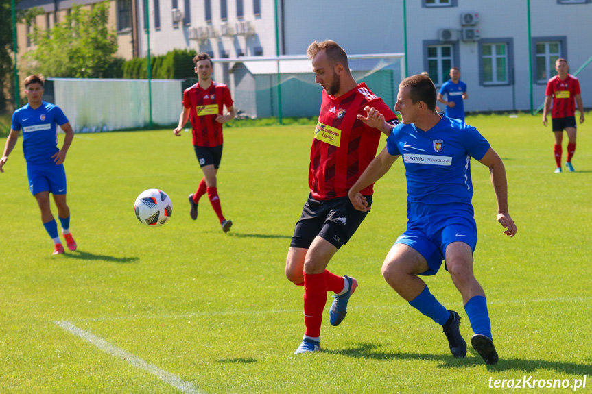 Guzikówka Krosno - Karpaty Krosno 0:9