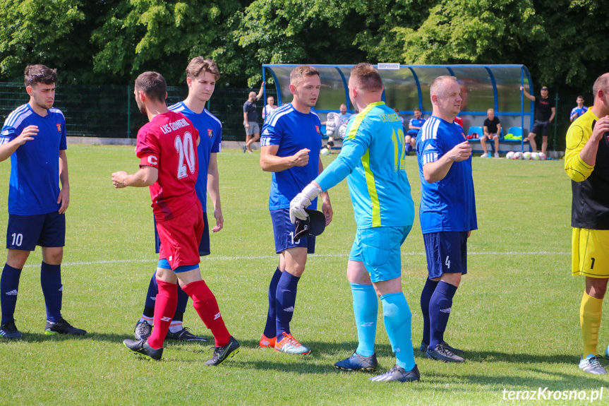 Guzikówka Krosno - LKS Głowienka 5:2