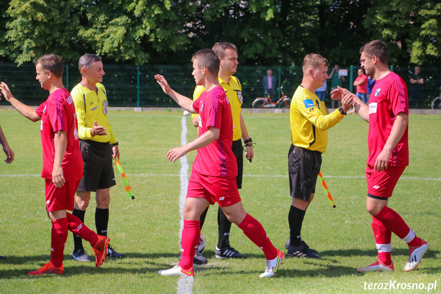 Guzikówka Krosno - LKS Głowienka 5:2