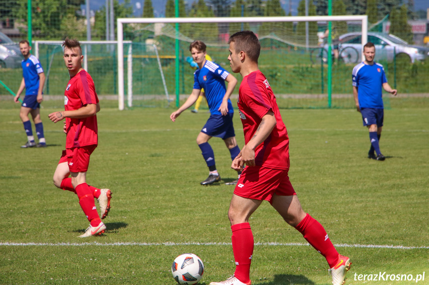 Guzikówka Krosno - LKS Głowienka 5:2