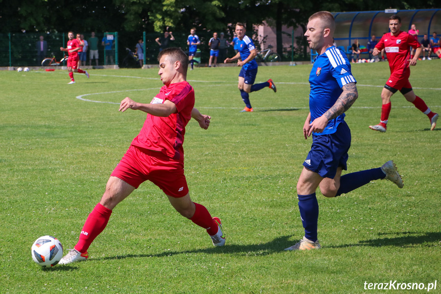 Guzikówka Krosno - LKS Głowienka 5:2