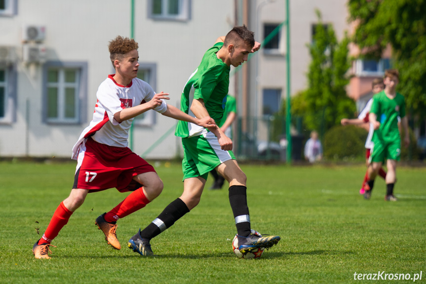 Guzikówka Krosno - LKS Victoria Kobylany 2:3