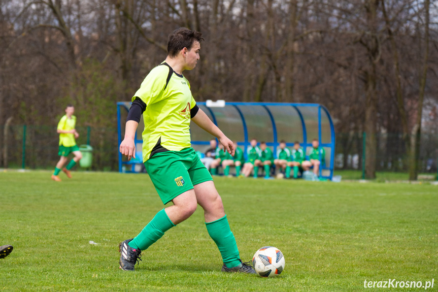 Guzikówka Krosno - Orzeł Bieździedza 4:2