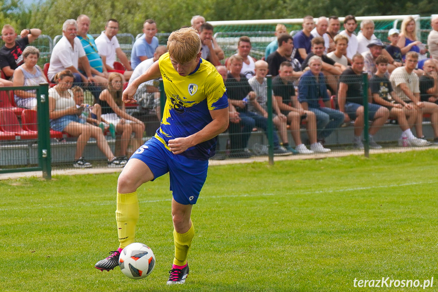 Guzikówka Krosno - Rędzinianka Wojaszówka 3:1 