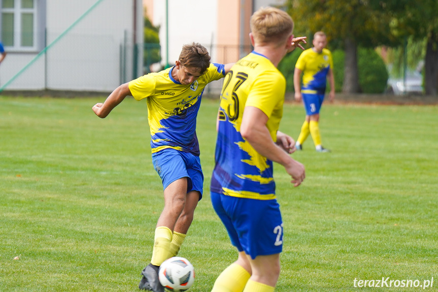 Guzikówka Krosno - Rędzinianka Wojaszówka 3:1 