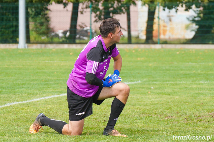 Guzikówka Krosno - Rędzinianka Wojaszówka 3:1 