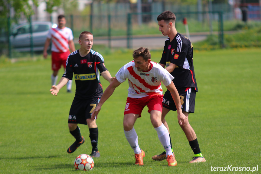 Guzikówka Krosno - Victoria Kobylany 6:0