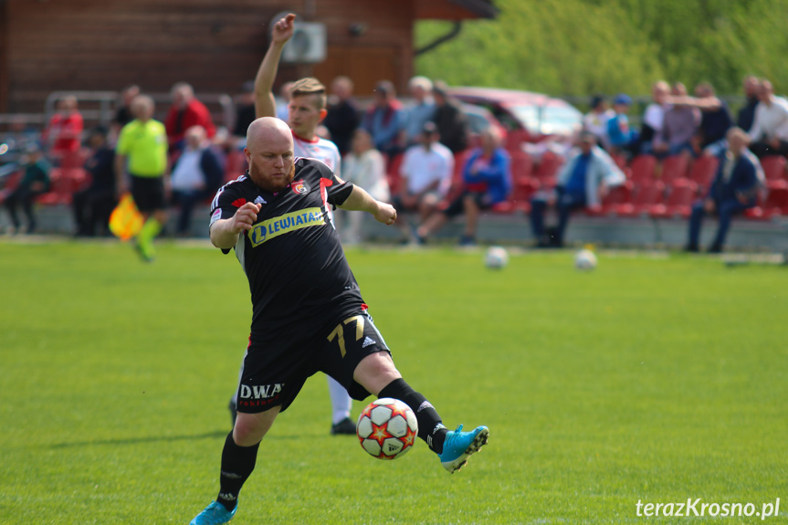 Guzikówka Krosno - Victoria Kobylany 6:0