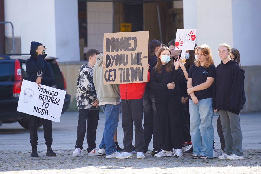 Happening antysmogowy w Krośnie