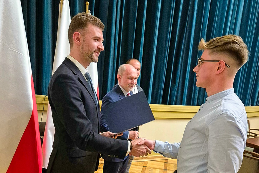 I Sesja Młodzieżowej Rady Miejskiej w Iwoniczu-Zdroju