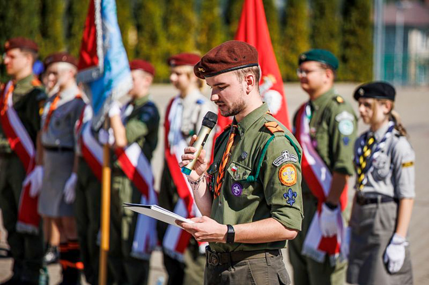 Inauguracja nowego roku harcerskiego w Dukli