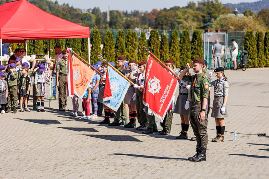 Inauguracja nowego roku harcerskiego w Dukli