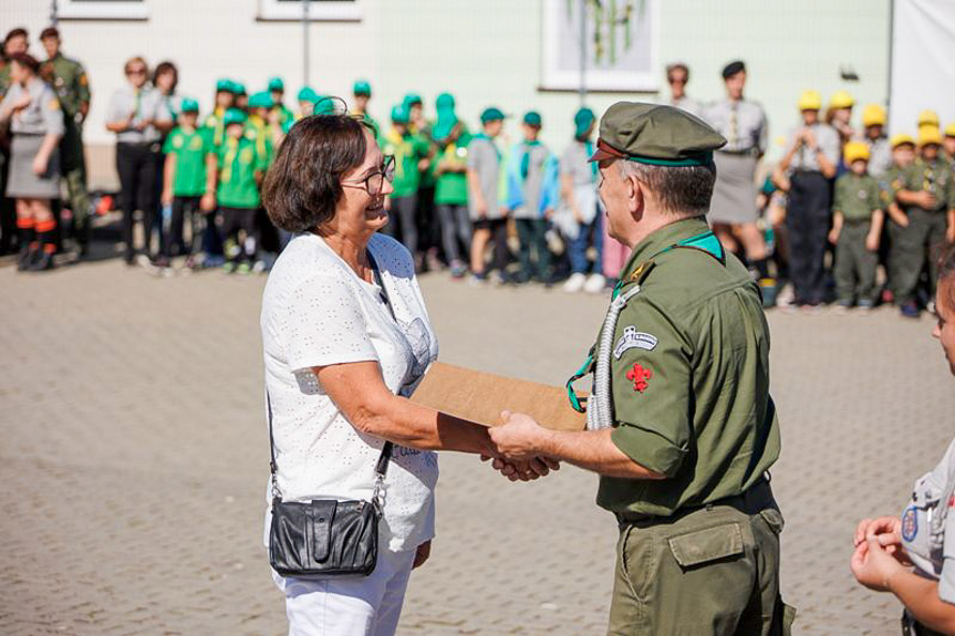 Inauguracja nowego roku harcerskiego w Dukli