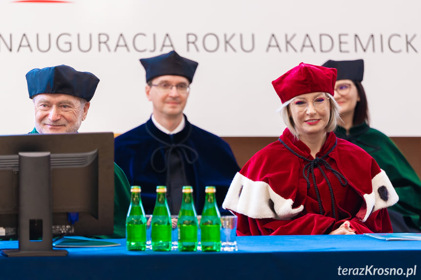 Inauguracja roku akademickiego 2021/2022 w Karpackiej Państwowej Uczelni w Krośnie