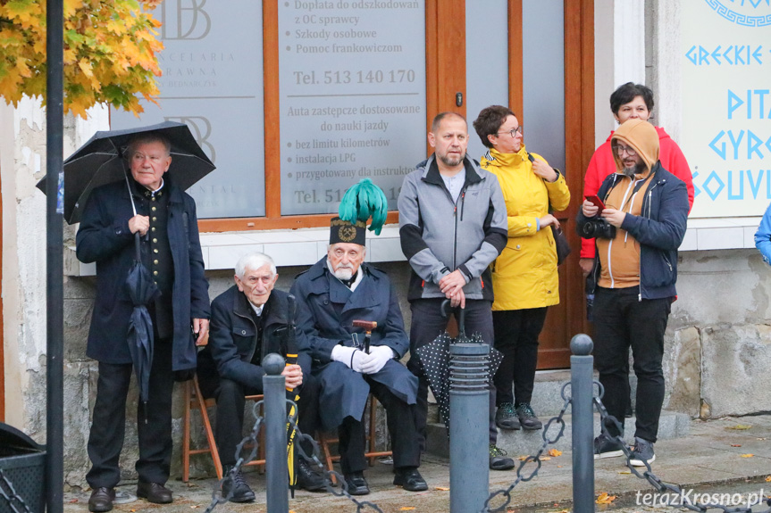 Inscenizacja uroczystości odsłonięcia pomnika Ignacego Łukasiewicza