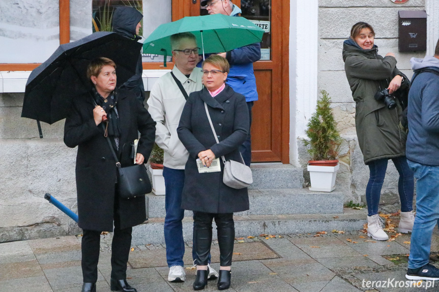 Inscenizacja uroczystości odsłonięcia pomnika Ignacego Łukasiewicza