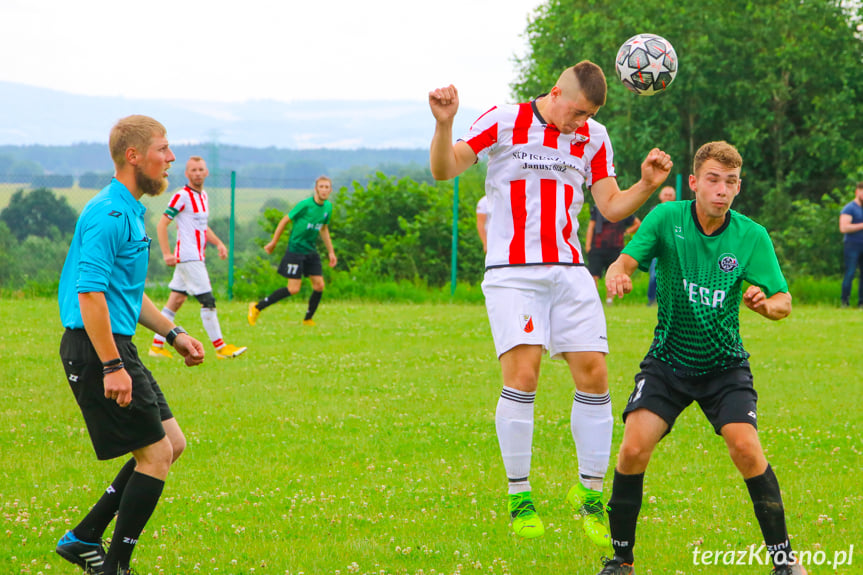 Iskra Iskrzynia - Górnik Grabownica Starzeńska 3:3