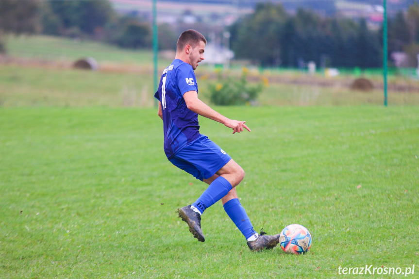 Iskra Iskrzynia - LKS Golcowa 2-1 