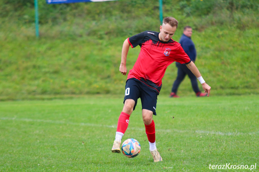 Iskra Iskrzynia - LKS Golcowa 2-1 