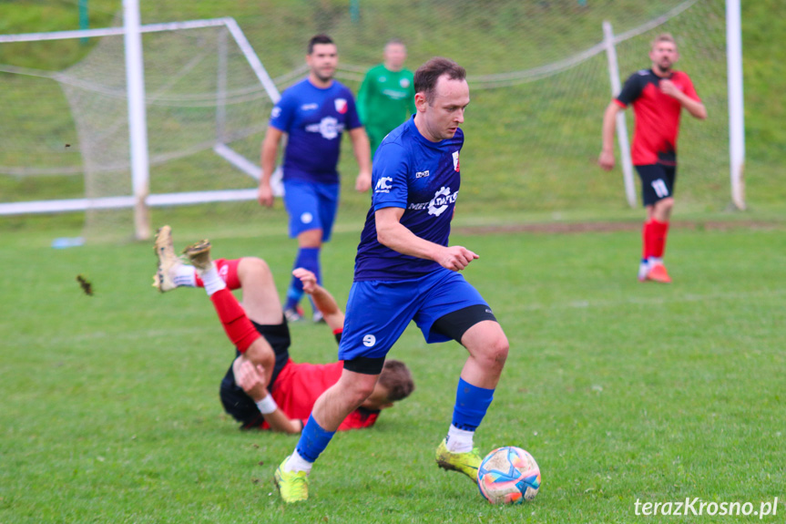 Iskra Iskrzynia - LKS Golcowa 2-1 