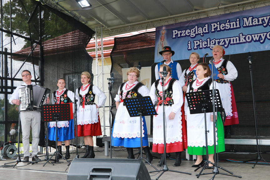 IV Przegląd Pieśni Maryjnej i Pielgrzymkowej w Bóbrce