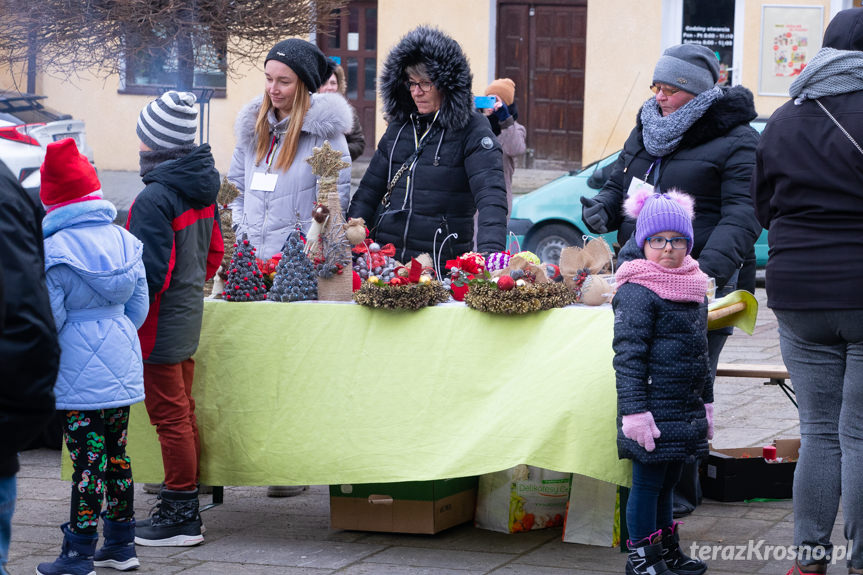 Jarmark Bożonarodzeniowy na rynku w Dukli