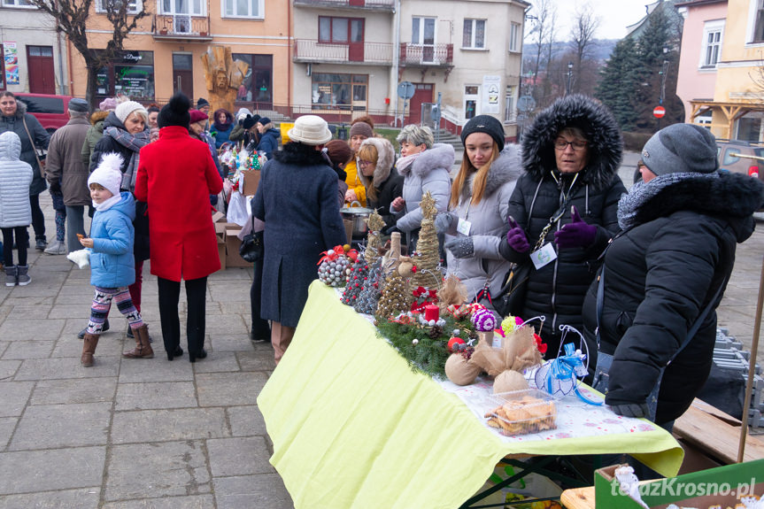 Jarmark Bożonarodzeniowy na rynku w Dukli