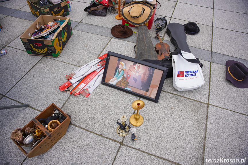 Jarmark staroci i rękodzieła przed Etnocentrum Ziemi Krośnieńskiej	