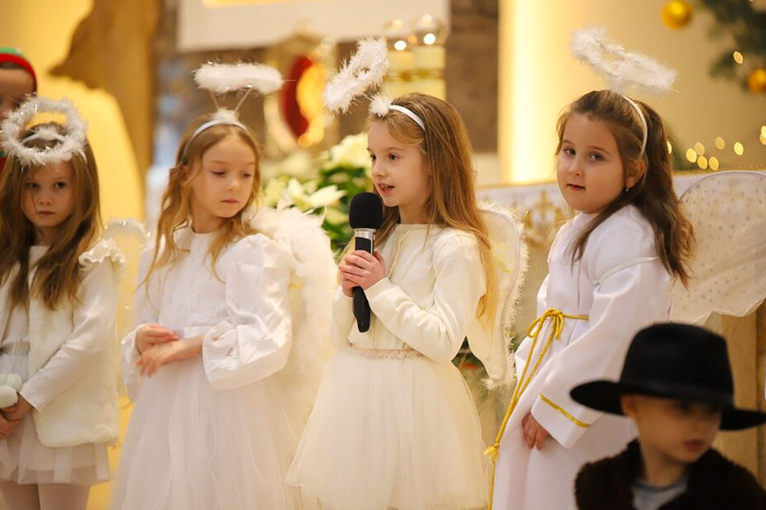 Jasełka w kościele parafialnym w Potoku