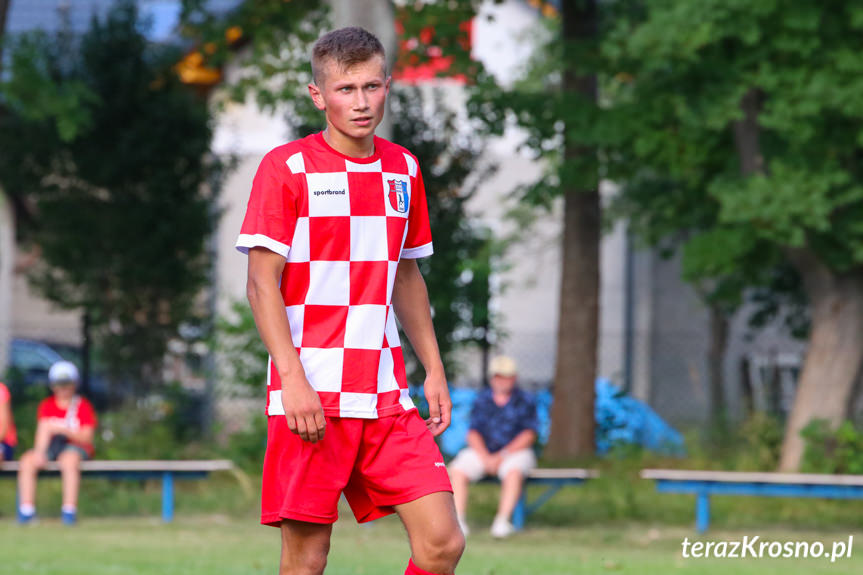 Jasiołka Świerzowa Polska - LKS Łęki Strzyżowskie 3:0