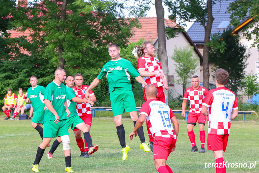 Jasiołka Świerzowa Polska - LKS Łęki Strzyżowskie 3:0