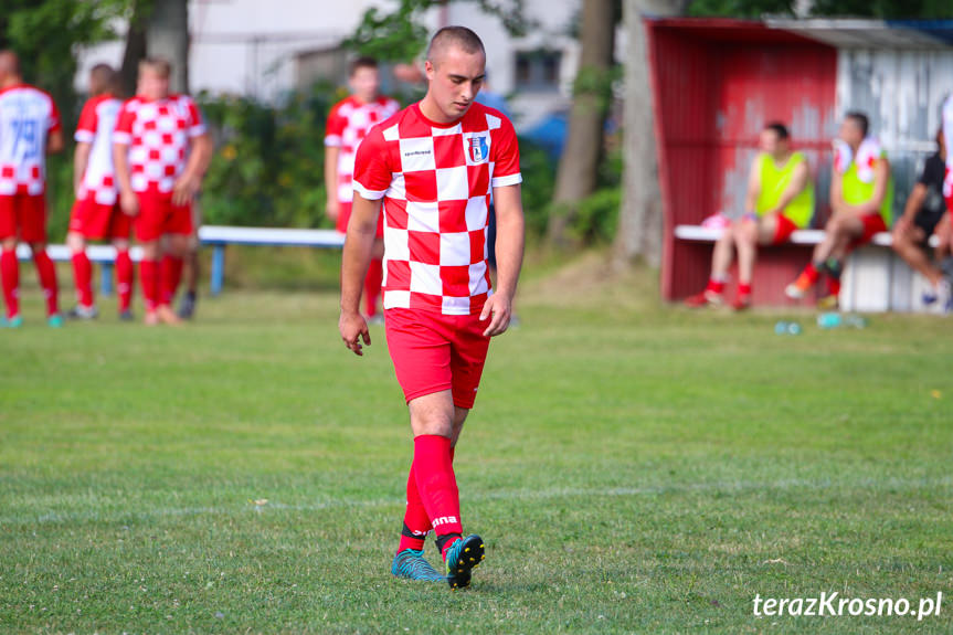 Jasiołka Świerzowa Polska - LKS Łęki Strzyżowskie 3:0