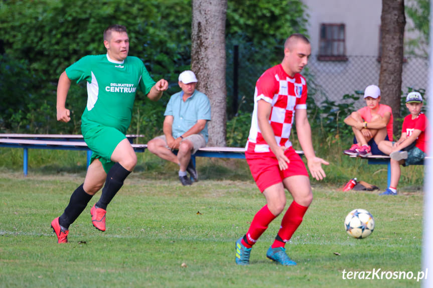 Jasiołka Świerzowa Polska - LKS Łęki Strzyżowskie 3:0