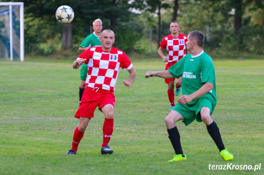 Jasiołka Świerzowa Polska - LKS Łęki Strzyżowskie 3:0