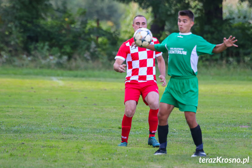 Jasiołka Świerzowa Polska - LKS Łęki Strzyżowskie 3:0