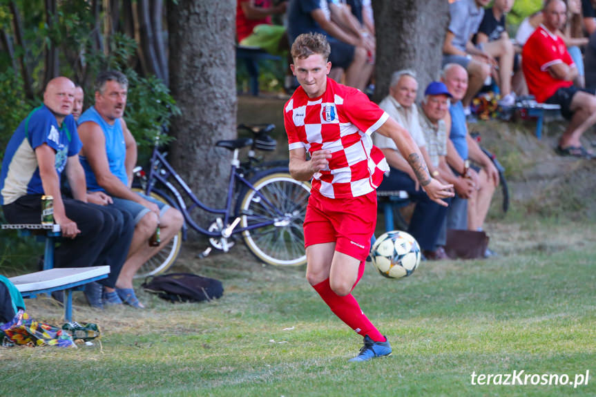 Jasiołka Świerzowa Polska - LKS Łęki Strzyżowskie 3:0