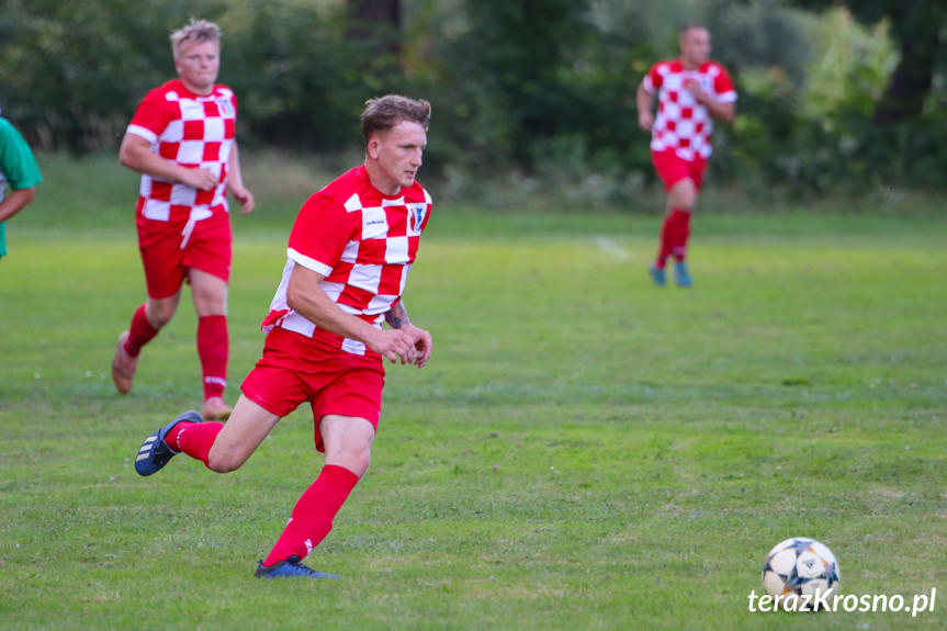 Jasiołka Świerzowa Polska - LKS Łęki Strzyżowskie 3:0