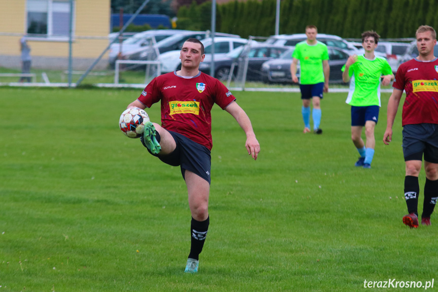 Karpaty Klimkówka - Iwonka Iwonicz 0:0