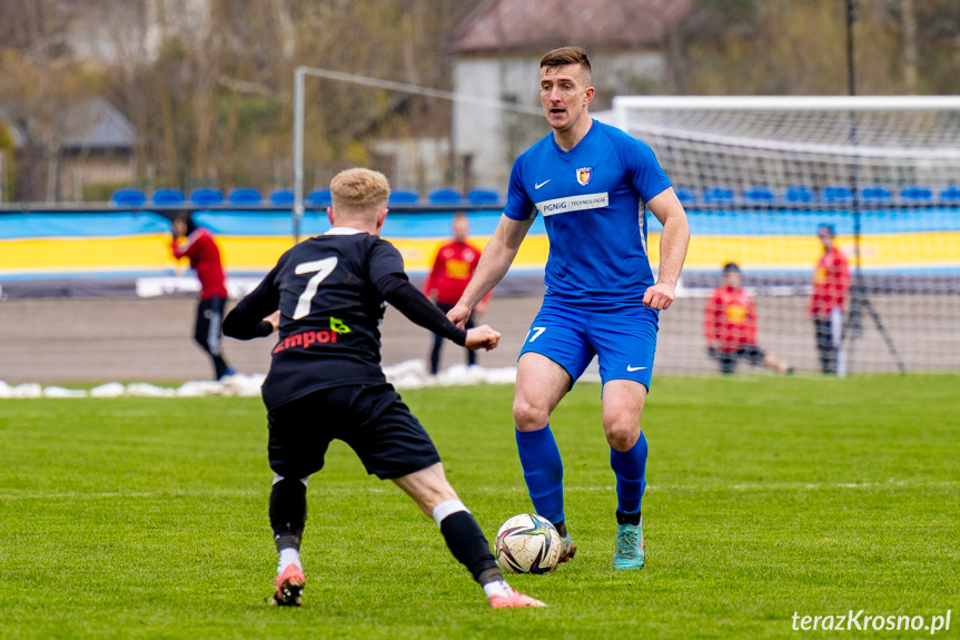 Karpaty Krosno - LKS Skołoszów 5:0