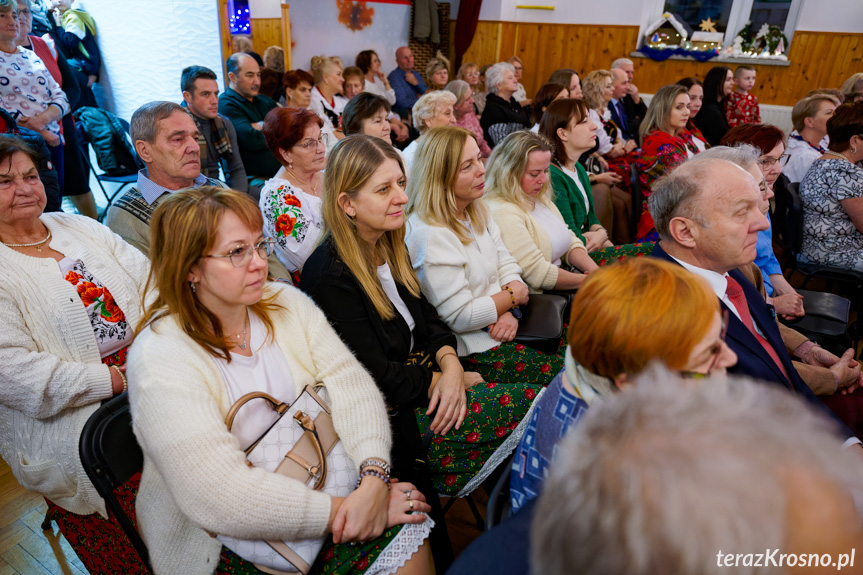 Kiermasz i spotkanie wigilijne w Chorkówce