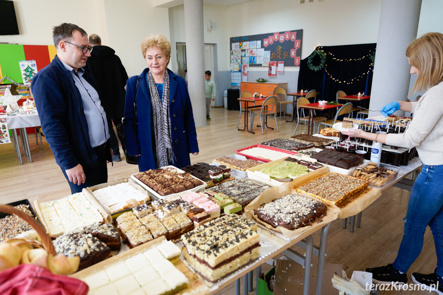 Kiermasz Świąteczny w SP nr 7 w Krośnie