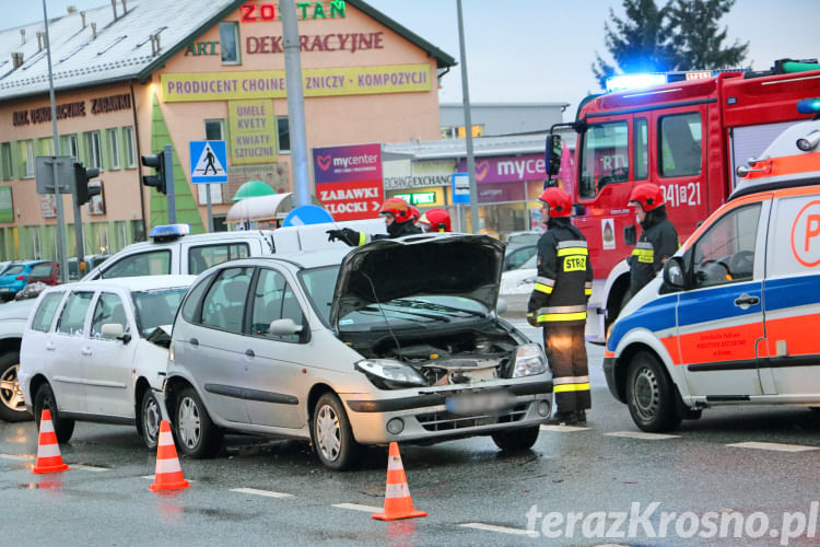 Kolizja 4 samochodów w Krośnie